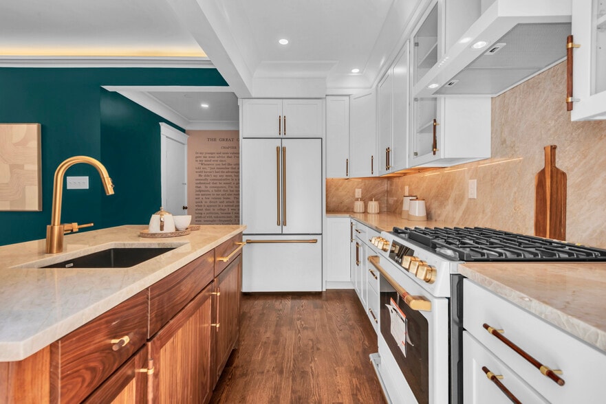 Building Photo - 3 Murray Ave