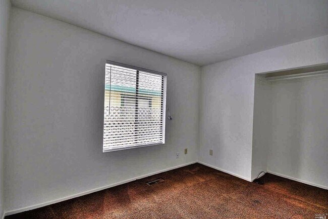 Building Photo - 221 San Marin Dr