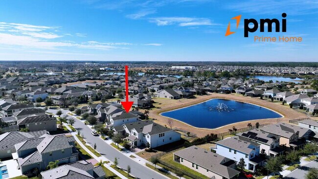 Building Photo - "Spacious Elegance Awaits: 5-Bedroom Home with 3.5 Baths in Winter Garden"