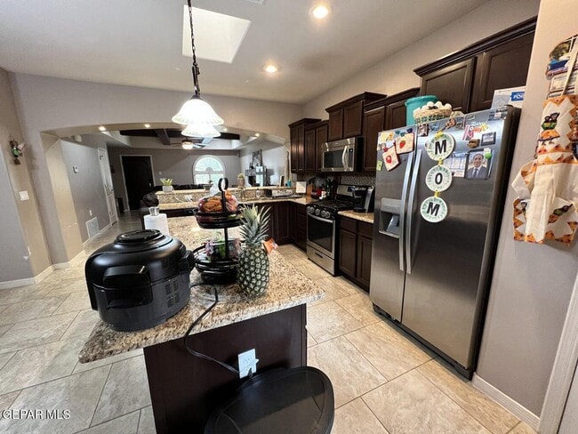 Building Photo - 14664 Igor Kaleri Ave