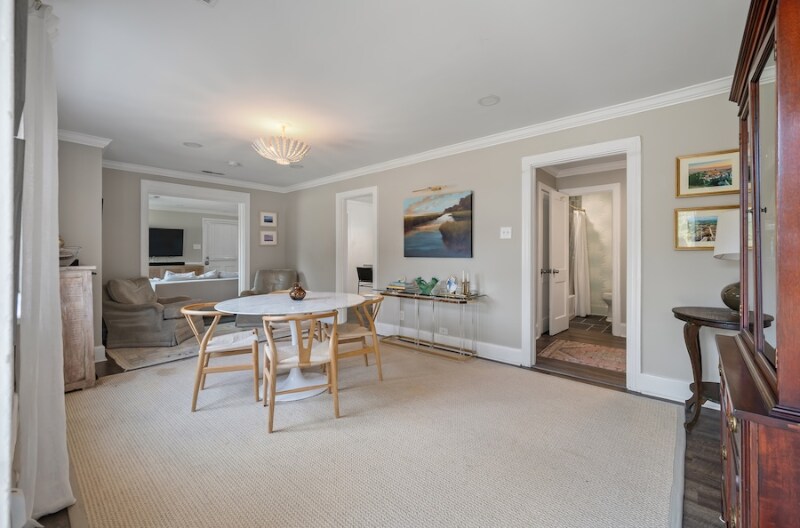 Building Photo - 1 Paula Dr