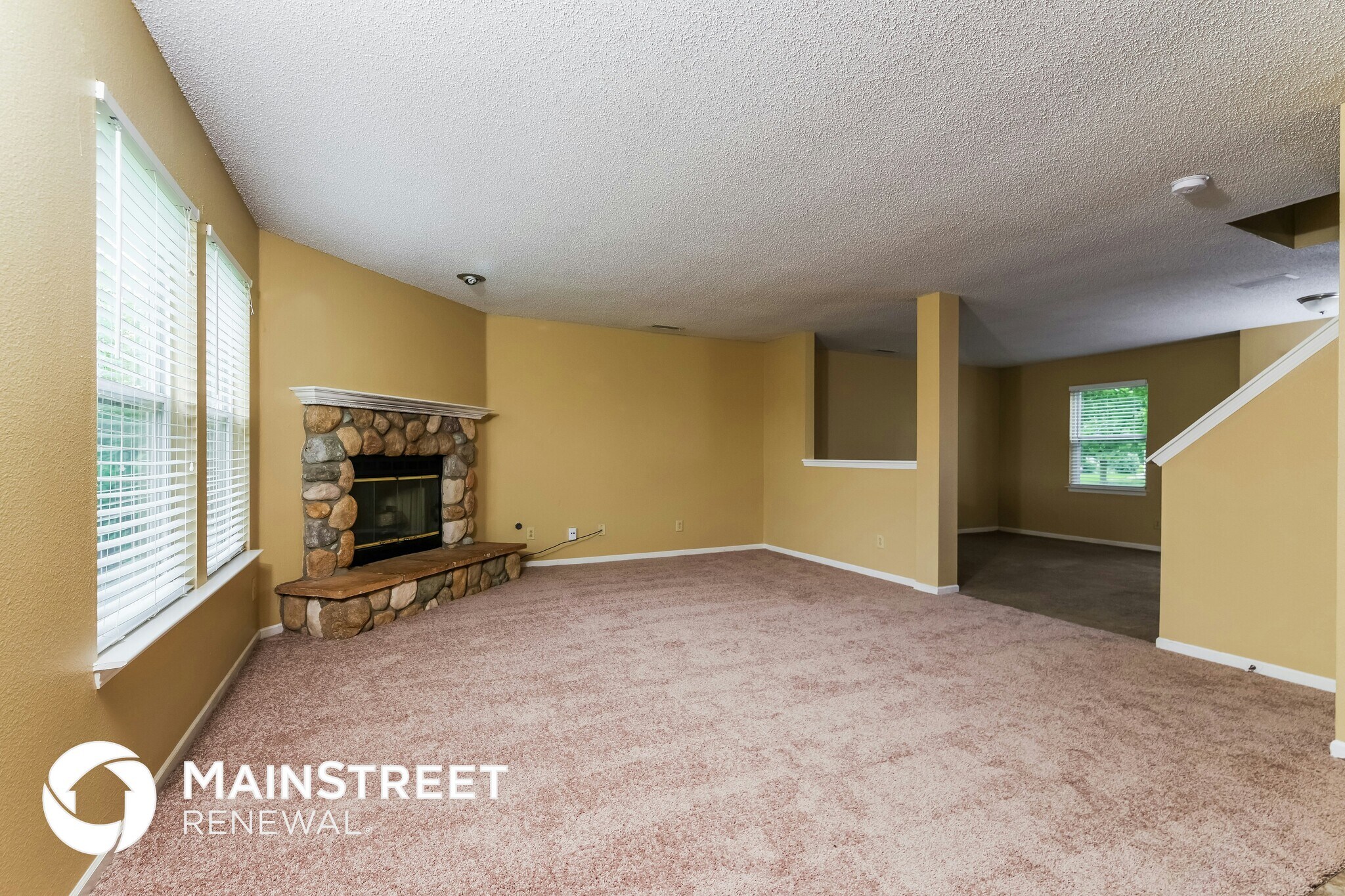 Building Photo - 1849 Southernwood Ln