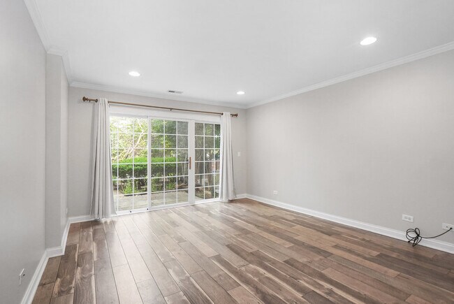 Building Photo - 2634 Blakely Ln