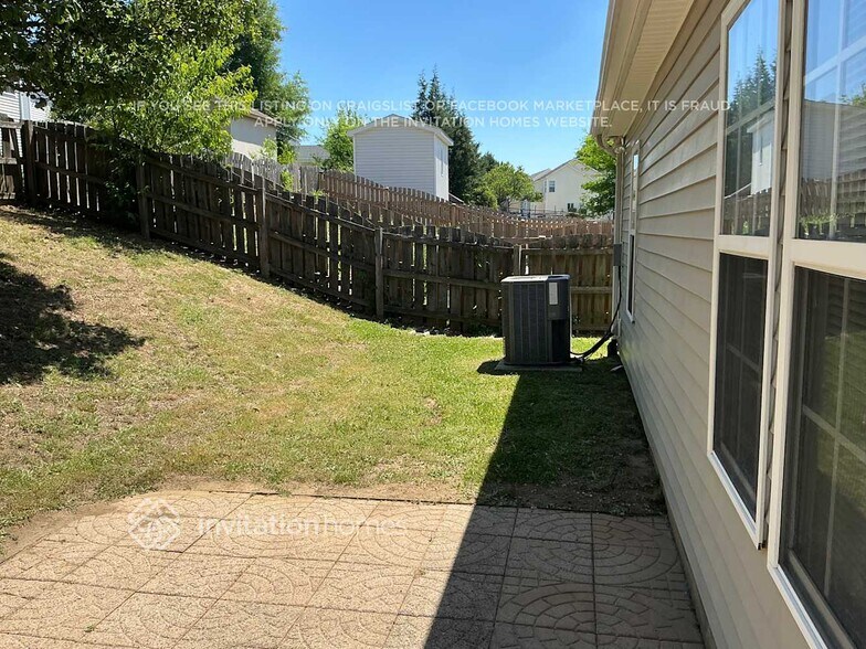 Building Photo - 9921 Orchard Grass Ct