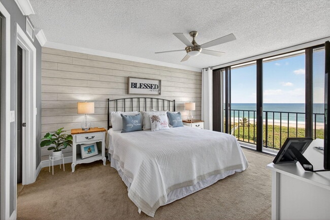 Building Photo - 5055 N Hwy A1A