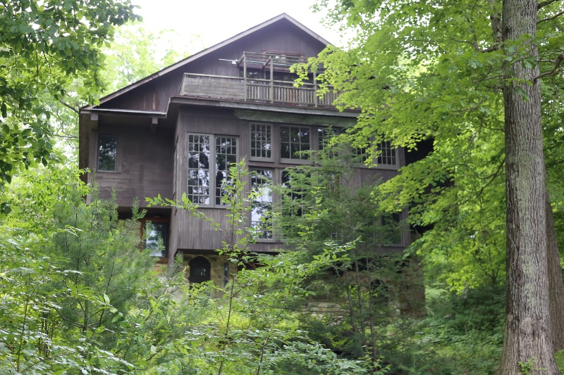 Building Photo - 54 Glen Lake Rd