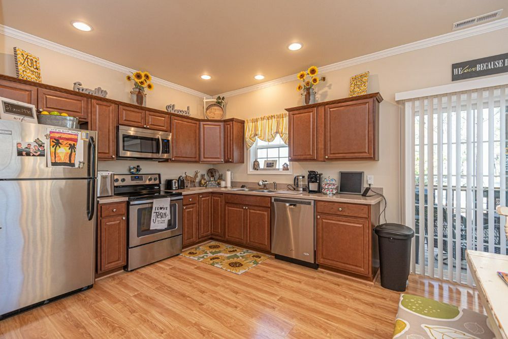 Building Photo - 29 Burr Hill Dr