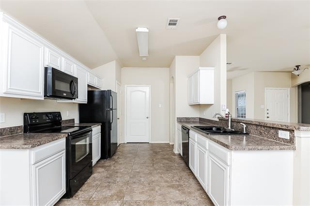 Building Photo - 4521 Badlands Dr