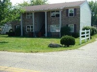 Building Photo - Large 2 bedroom apartment with washer/drye...