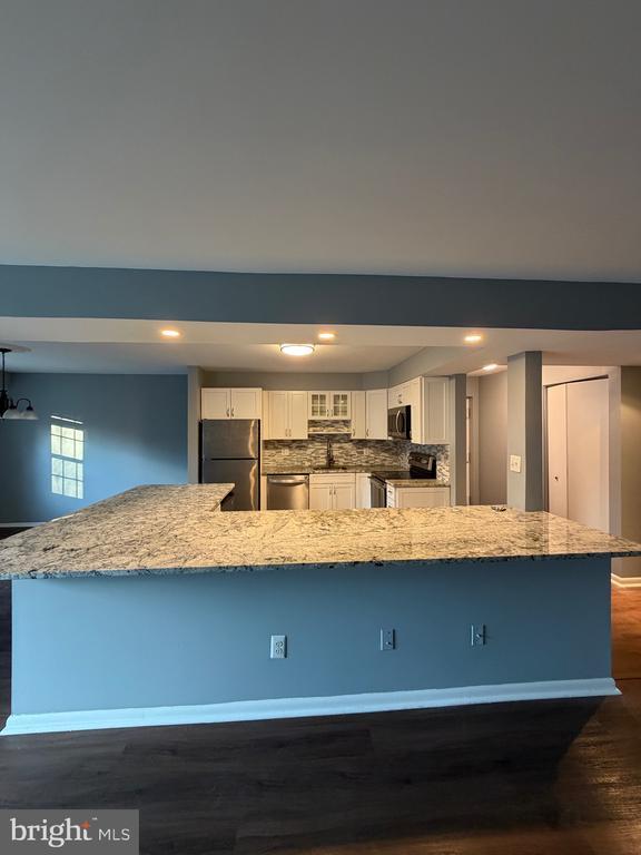 Building Photo - 117 Castletown Rd