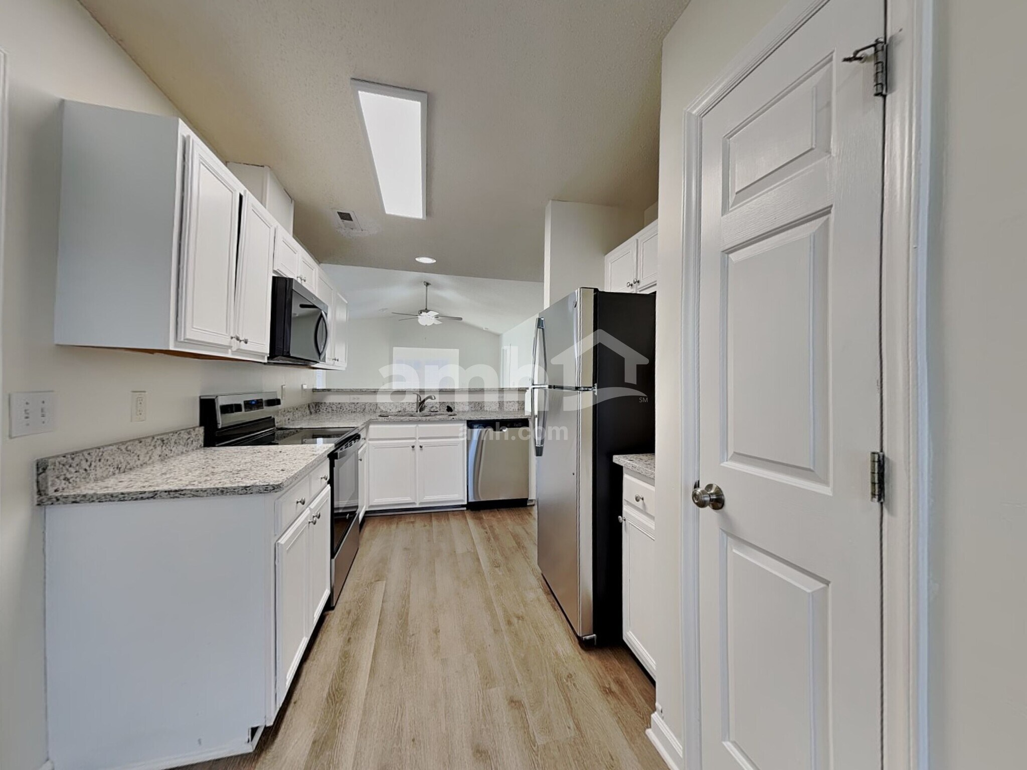 Building Photo - 105 Exeter Ct