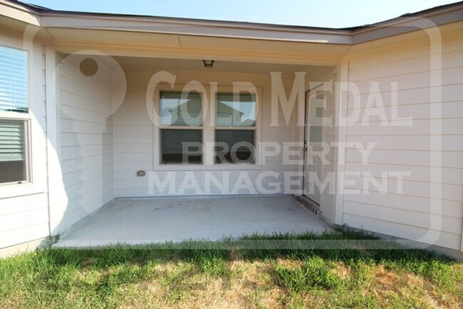 Building Photo - 306 Danielle Dr