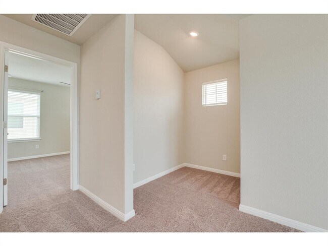 Building Photo - 111 Grapefruit Rd