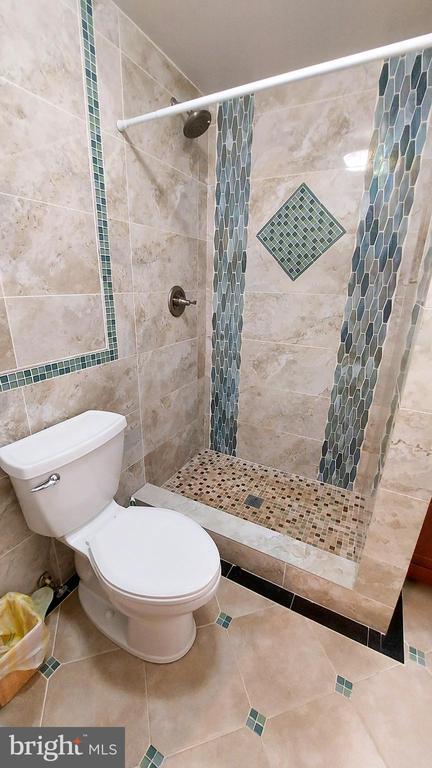 Building Photo - 8709 Ravenglass Way