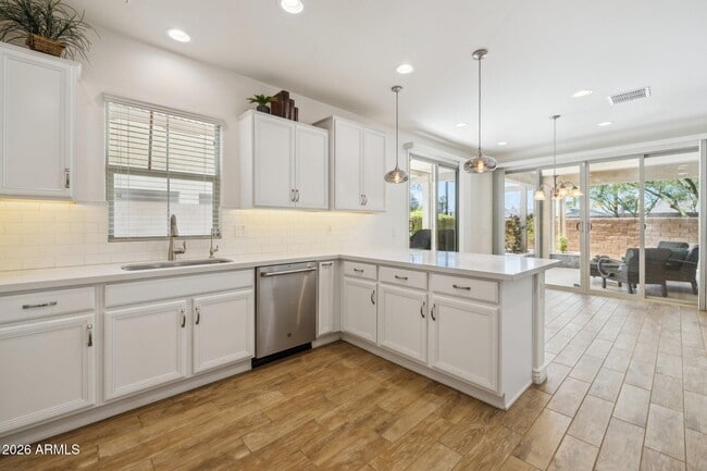 Building Photo - 211 E Brinley Dr