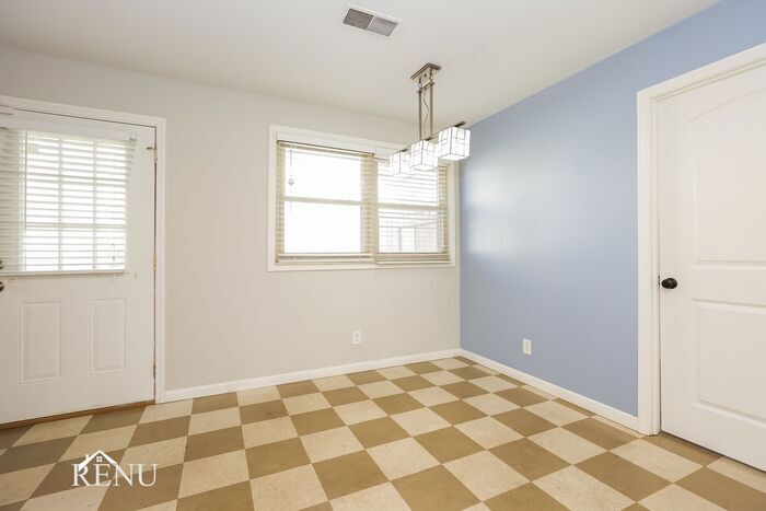 Building Photo - 116 Marshall Ct