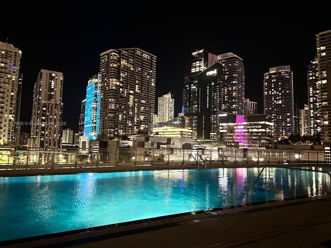 Building Photo - 92 SW 3rd St