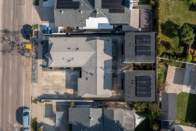 Building Photo - 4970 Genesee Ave
