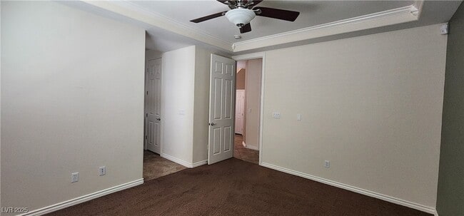 Building Photo - 933 Ambrosia Dr