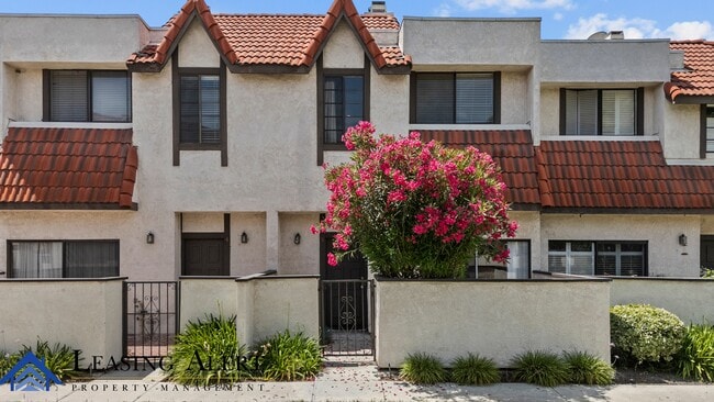 Primary Photo - 27614 Nugget Dr