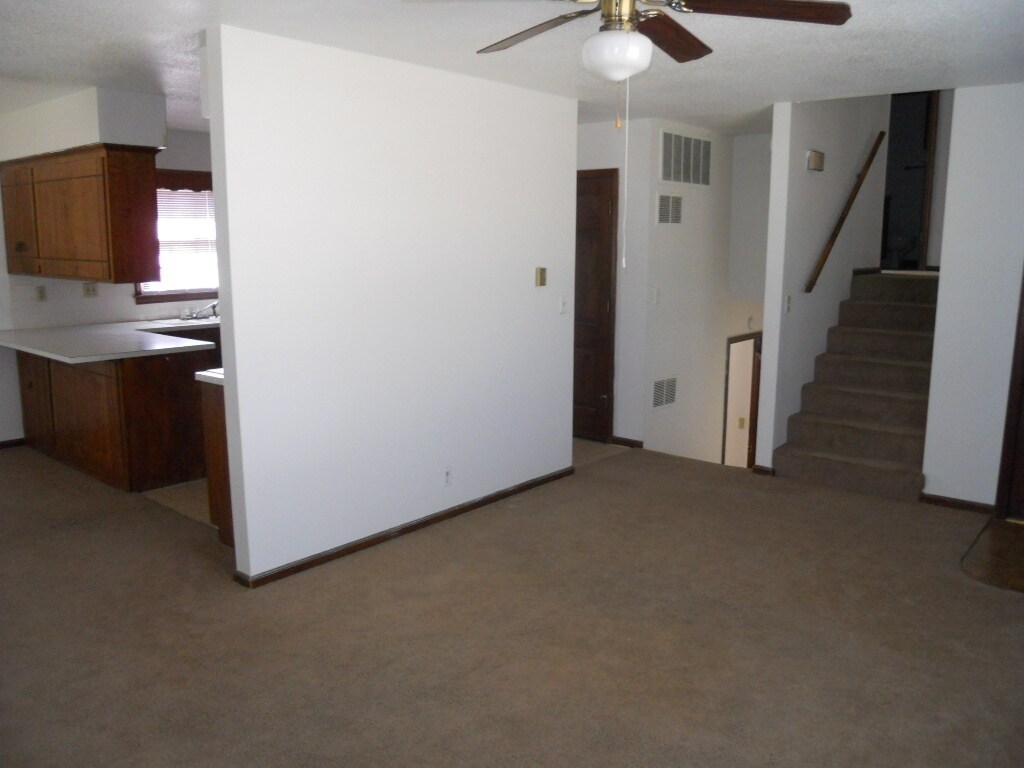 Building Photo - 2711 Ridge Ct