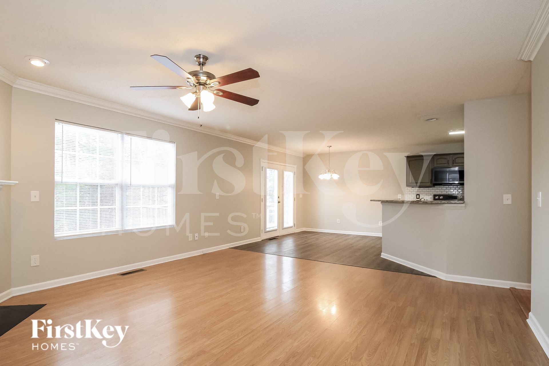 Building Photo - 196 Huron Ct