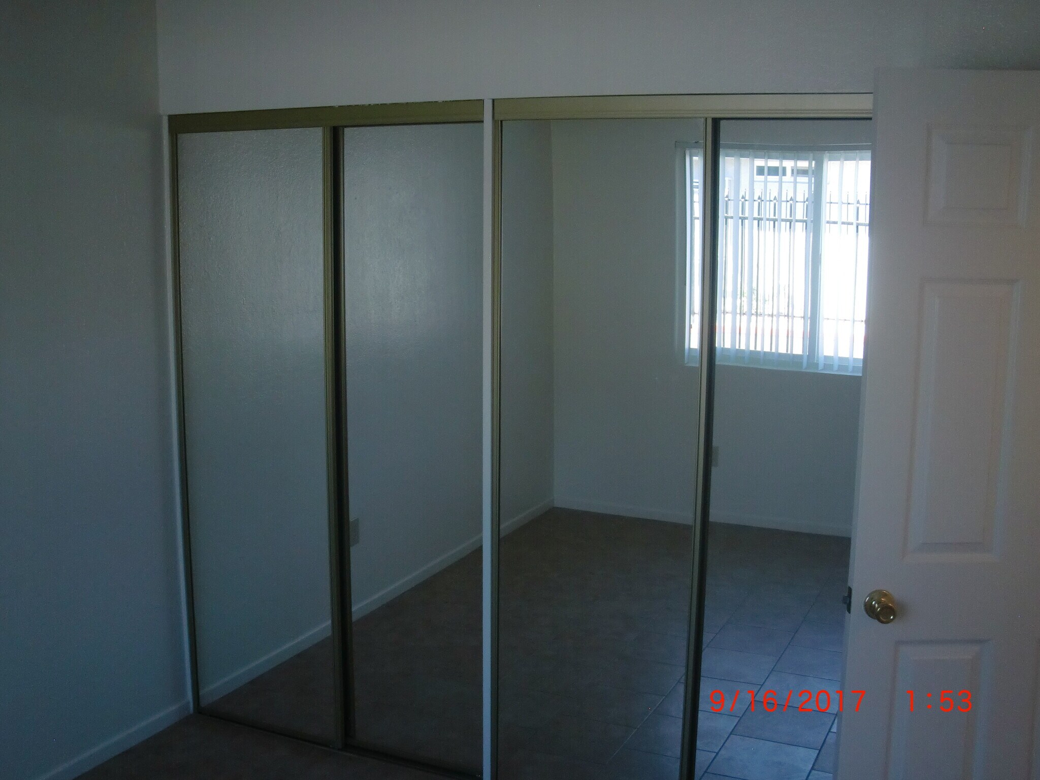 Building Photo - 574 Greystone Ln