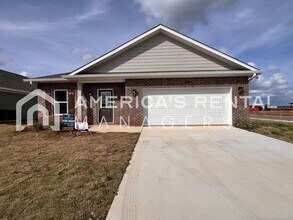 Building Photo - MOVE IN SPECIAL!!! New Construction Home for Rent in Robertsdale, AL!!! AVAILABLE NOW! Sign a 13 ...