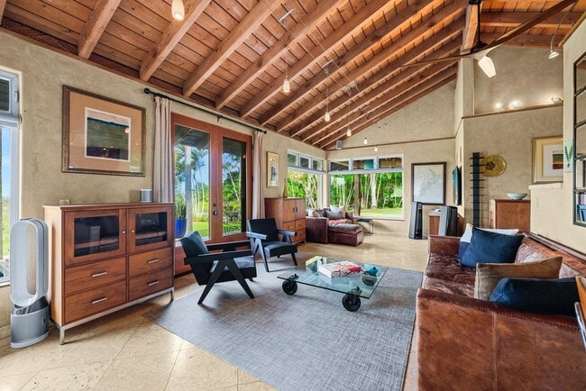 Building Photo - 160 Piialii Pl