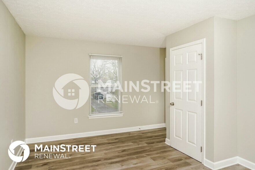 Building Photo - 2821 Rowan St