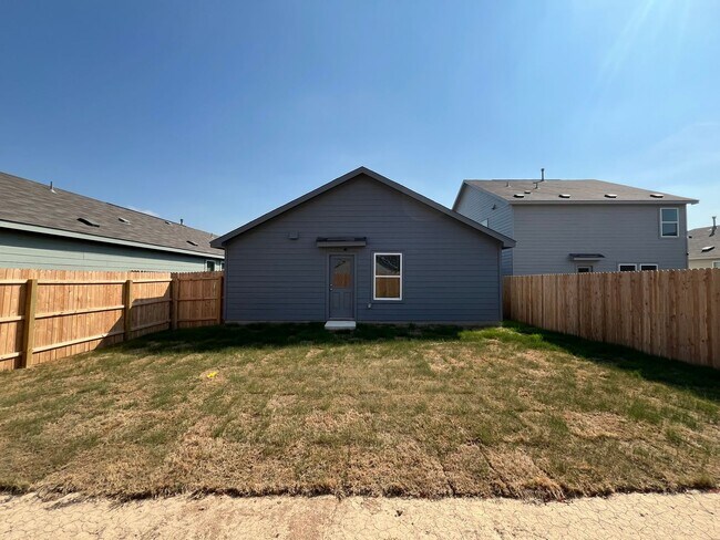 Building Photo - 14817 Kolbe Jct