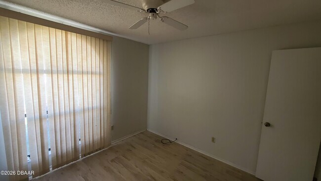 Building Photo - 428 Sandpiper Ct