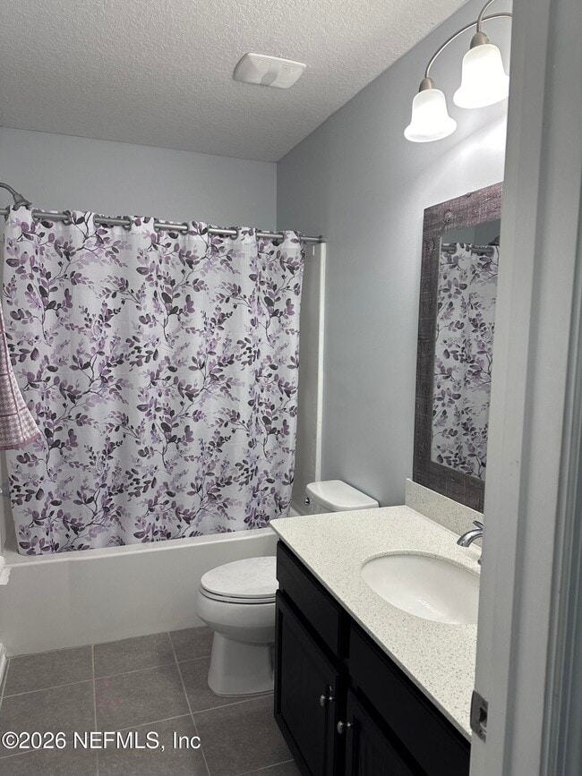 Building Photo - 352 Richmond Dr