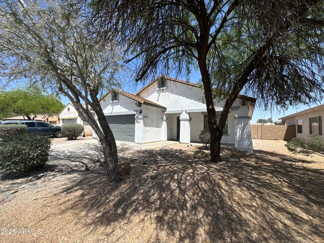 Primary Photo - 513 S 115th Dr