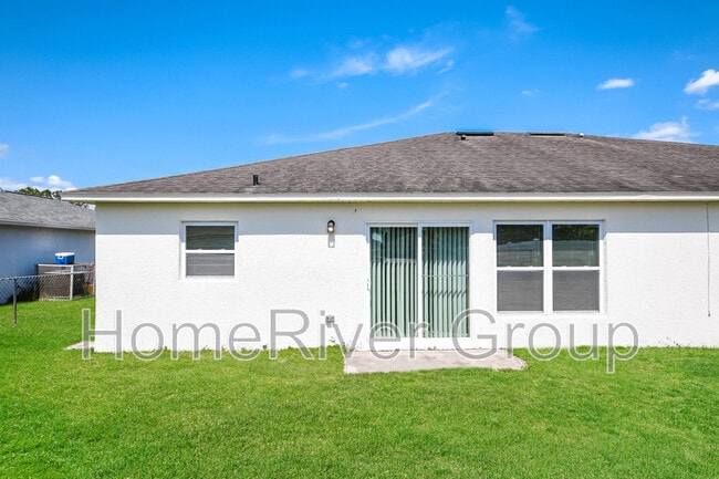 Building Photo - 310 Dundee Dr