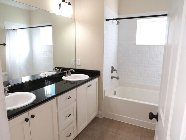 Building Photo - AVAILABLE SEPTEMBER, 2023