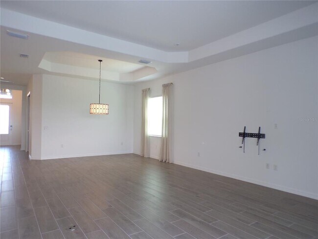 Building Photo - 15255 River Birch Ct