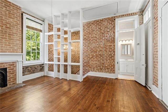 Building Photo - 1216 Camp St