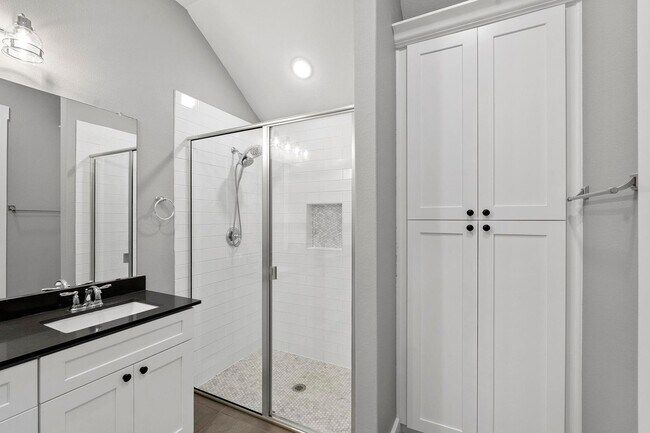 Building Photo - Modern Living Meets Small-Town Texas Charm