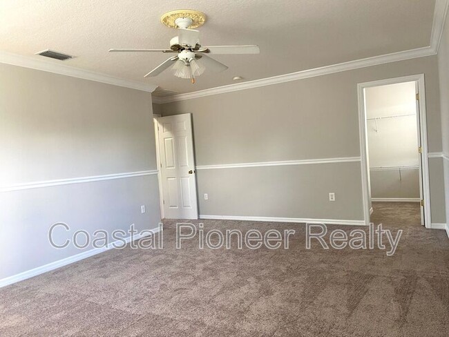 Building Photo - 8807 Cameron Crest Dr