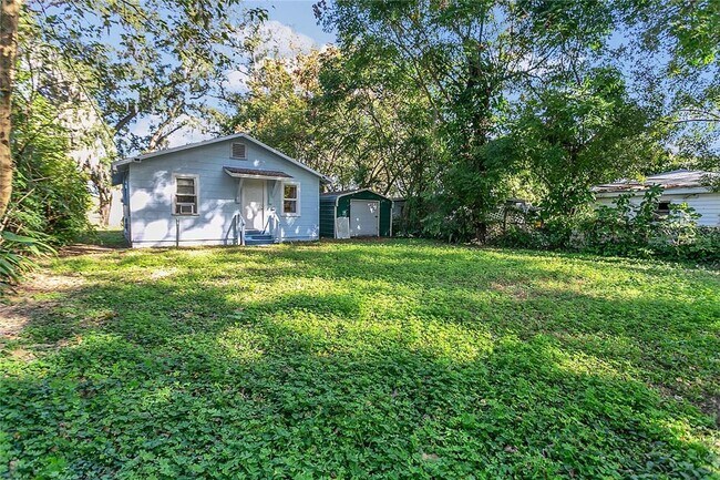 Building Photo - 1204 34th St