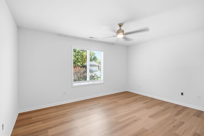 Building Photo - 3711 Shadow Glen Ct