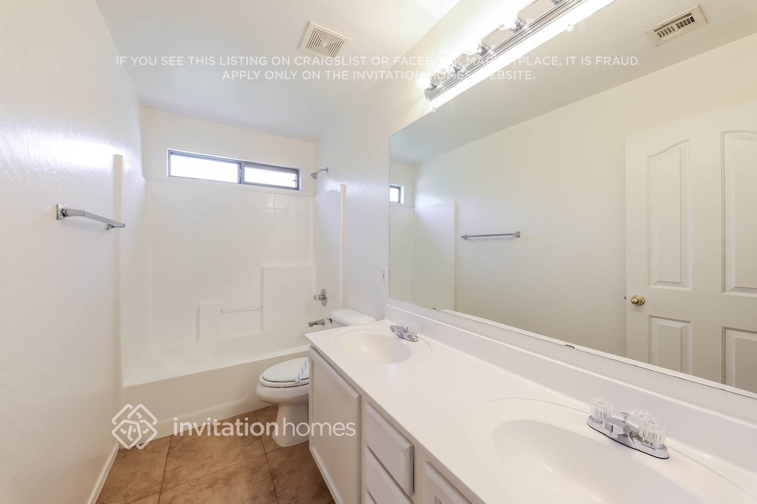 Building Photo - 7447 W Trails Dr