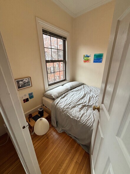 Building Photo - 43 S Russell St