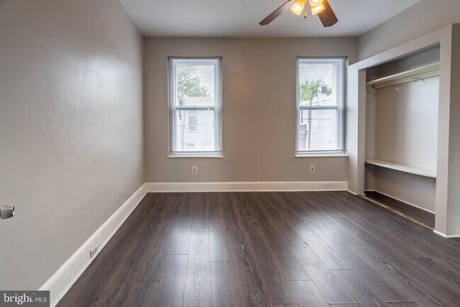 Building Photo - 3617 N Sydenham St