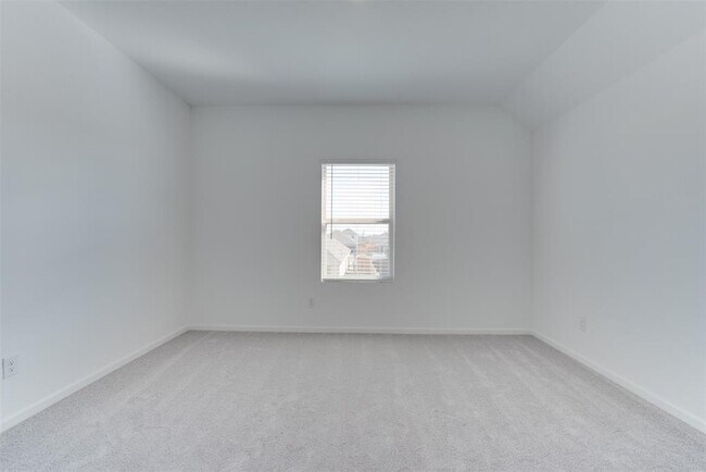 Building Photo - 3623 Forest River Dr