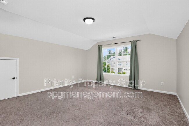 Building Photo - 3010 Eagle Ridge Ln