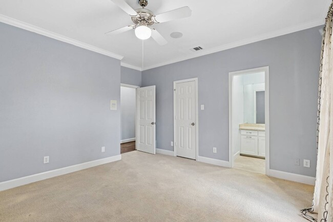 Building Photo - 1705 S Cottonwood Valley Cir