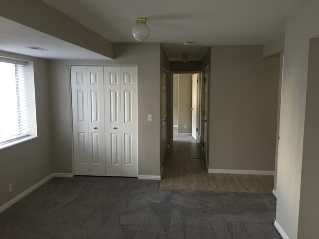 Building Photo - 2143 Powderkeg Dr