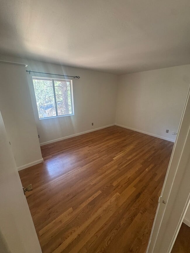 Building Photo - Charming Home in Kachina Village- Ready fo...